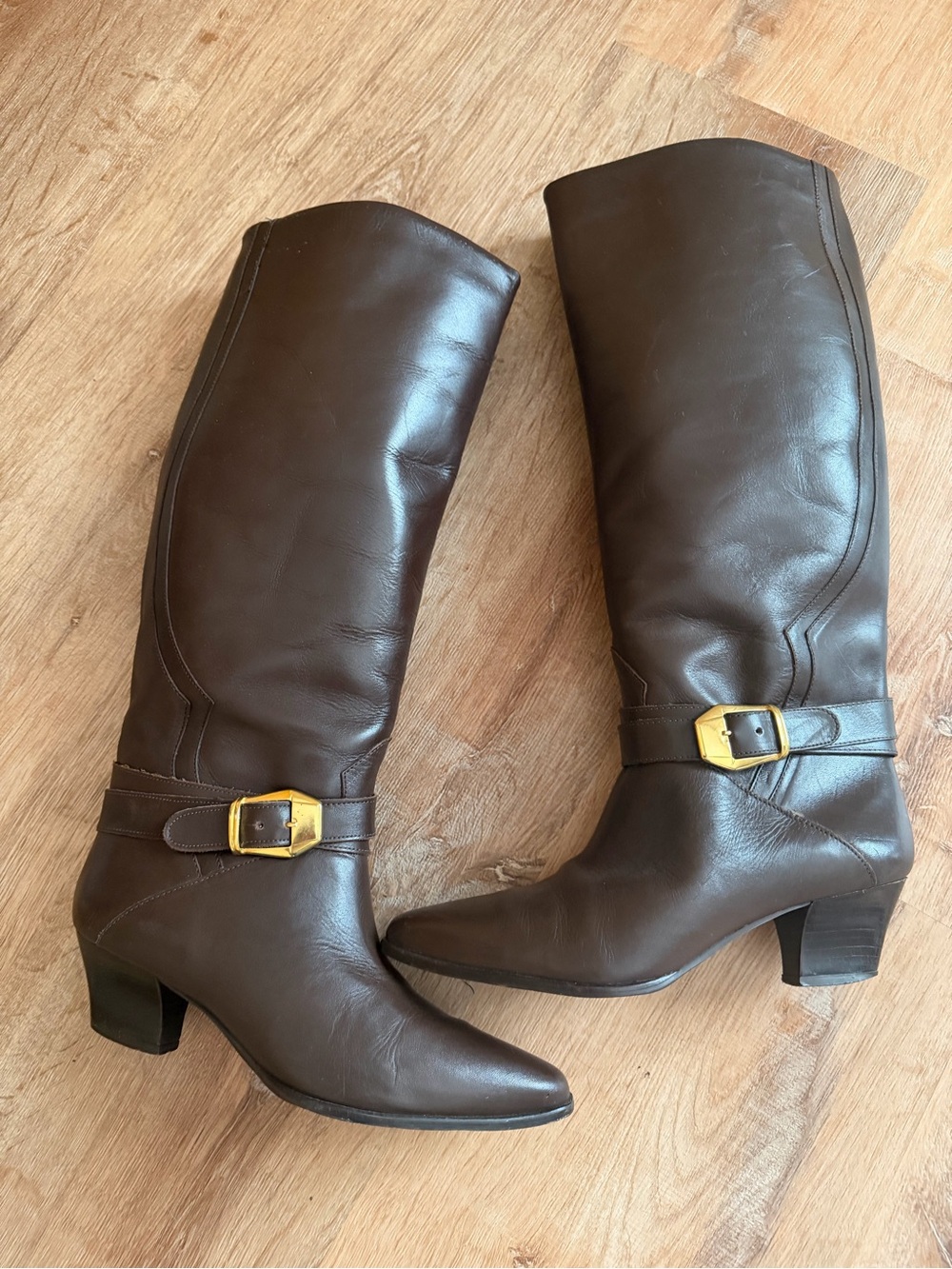 Voltaire Brown Leather Tall Riding Boots Gold Buckle Knee High Women’s Size 8M